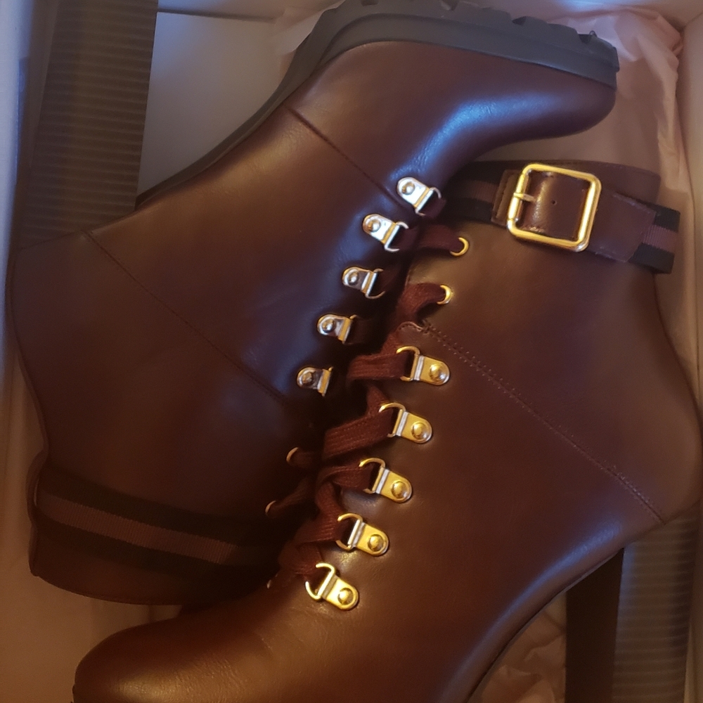 Women Boots